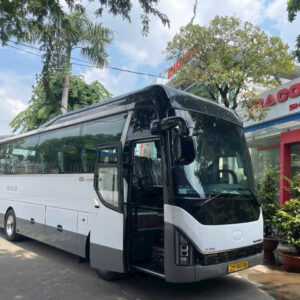 Thuê xe Huyndai Univer